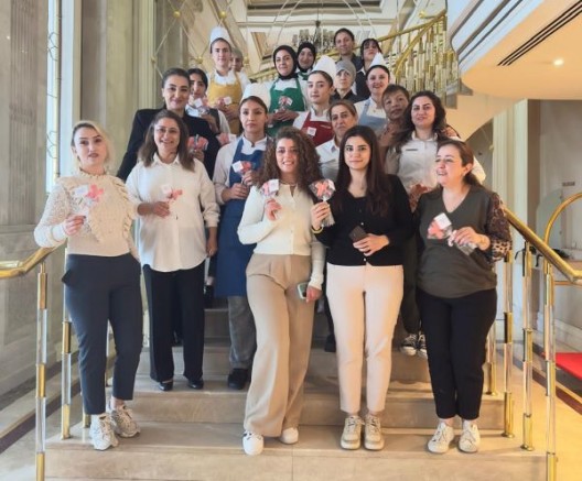 Elite World Van Oteli’nden meme kanseri farkındalığına destek