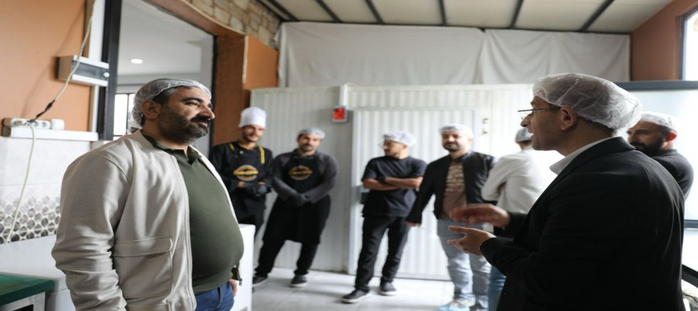İpekyolu’nda ‘Beyaz Bayrak’ Alacak İşletmelere Son Denetimler Yapıldı