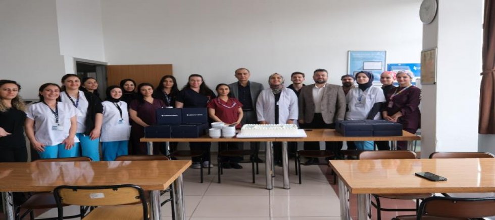 Lokman Hekim Hastanesi'nde Hemşireler Günü kutlaması  