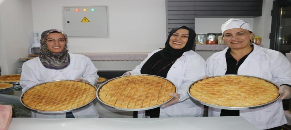 Van'da ev baklavalarına yoğun talep  
