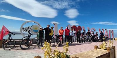 Öğretmenler 'Cumhuriyet' için pedal çevirdi 