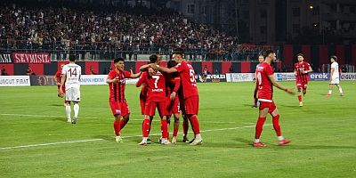 TFF 2. Lig: Vanspor FK:4 – Çimentaş Elazığspor: 1
