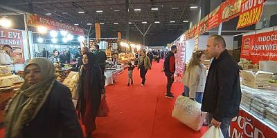 Van Yöresel Ürünler ve Hediyelik Eşya Fuarı kapılarını açtı