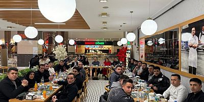 Vanmall yönetim ve personeli iftarda bir araya geldi  