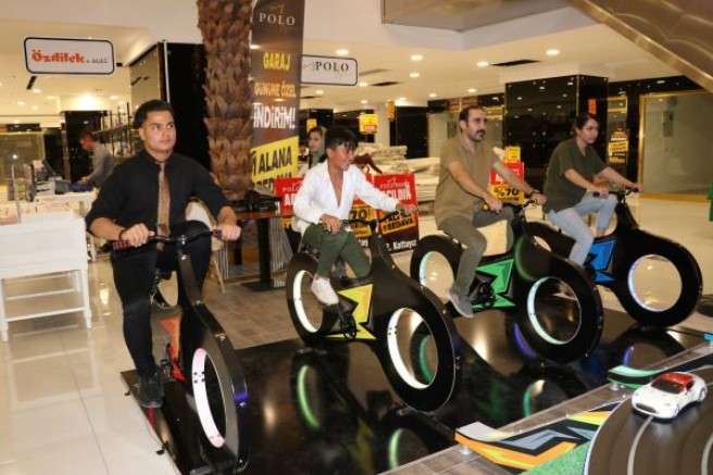 Van Mall’da bisiklet derbi başlıyor